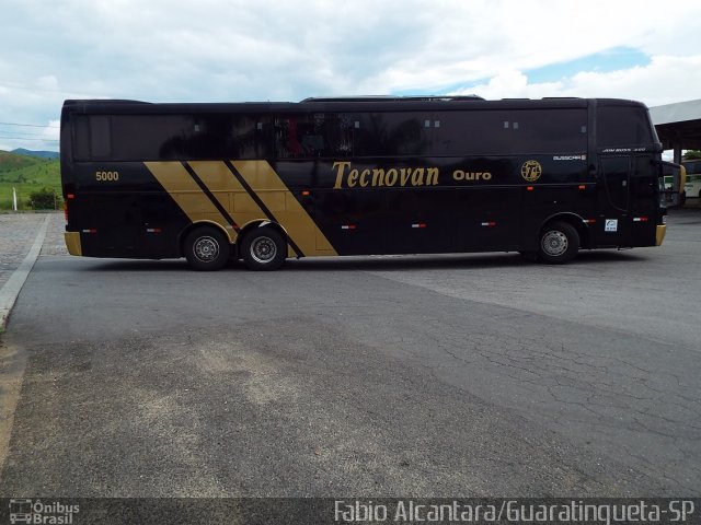 Transportadora Turística Tecnovan 5000 na cidade de Roseira, São Paulo, Brasil, por Fabio Alcantara. Número da foto: #3161006.