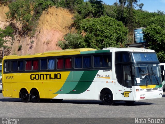 Empresa Gontijo de Transportes 15165 na cidade de Viana, Espírito Santo, Brasil, por Natã  Souza. ID da foto: 3163656.