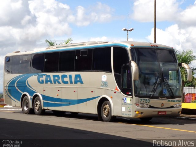 Viação Garcia 7780 na cidade de Londrina, Paraná, Brasil, por Robson Alves. Número da foto: #3163379.