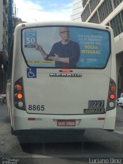 Vitral - Violeta Transportes 8865 na cidade de Salvador, Bahia, Brasil, por Luciano Diniz. Número da foto: #3163315.