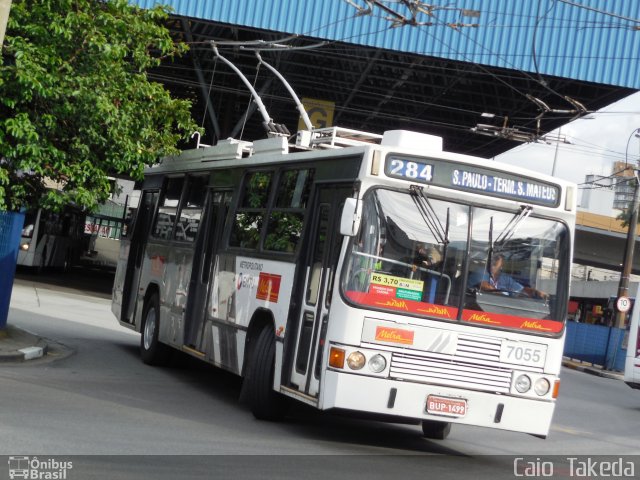 Metra - Sistema Metropolitano de Transporte 7055 na cidade de Santo André, São Paulo, Brasil, por Caio  Takeda. Número da foto: #3164395.