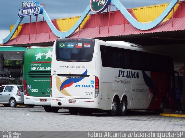Pluma Conforto e Turismo 7218 na cidade de Guaratinguetá, São Paulo, Brasil, por Fabio Alcantara. Número da foto: #3163838.