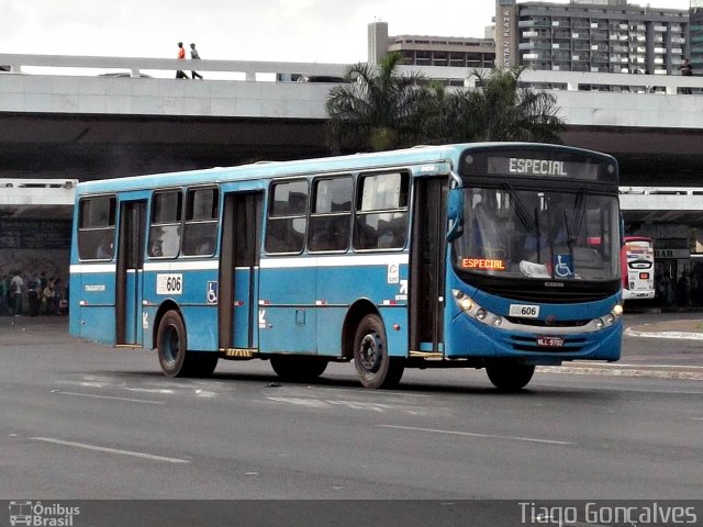 Taguatur - Taguatinga Transporte e Turismo 05606 na cidade de Brasília, Distrito Federal, Brasil, por Tiago Gonçalves. ID da foto: 3176289.