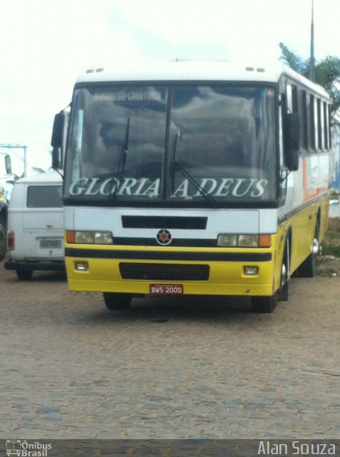 Ônibus Particulares 2000 na cidade de Bom Jesus da Lapa, Bahia, Brasil, por Alan Souza. Número da foto: #3113022.