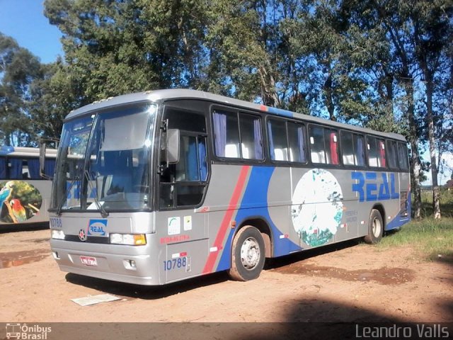 Real Transporte e Turismo 10788 na cidade de Santo Ângelo, Rio Grande do Sul, Brasil, por Leandro Melo Valls. ID da foto: 3116568.