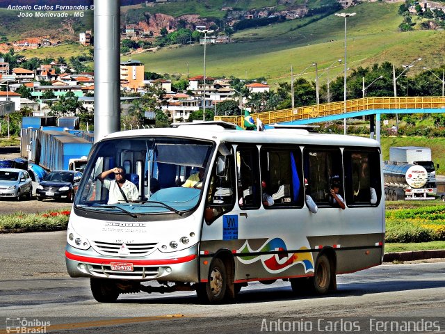 VM Transportes 8102 na cidade de João Monlevade, Minas Gerais, Brasil, por Antonio Carlos Fernandes. Número da foto: #3118106.