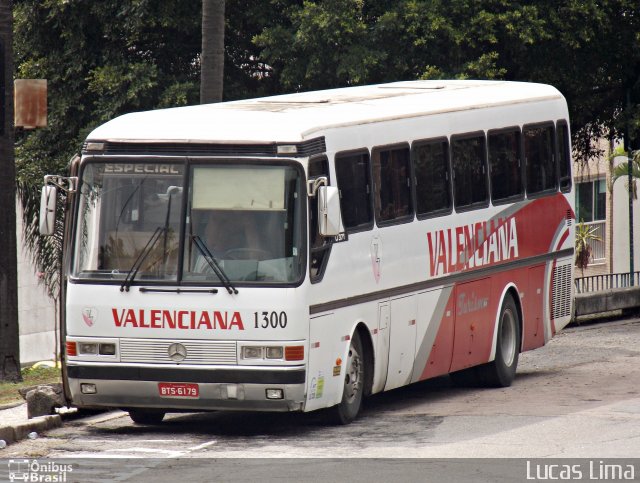 Viação Valenciana 1300 na cidade de Rio de Janeiro, Rio de Janeiro, Brasil, por Lucas Lima. Número da foto: #3118538.