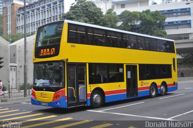 Citybus Hong Kong 8169 na cidade de Hong Kong, China, por Donald Hudson. ID da foto: 3120138.