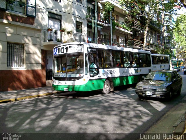 Dota 402 na cidade de Buenos Aires, Argentina, por Donald Hudson. ID da foto: 3122729.