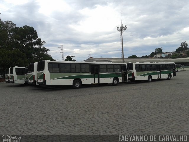 Ônibus Particulares 5301 na cidade de São João de Meriti, Rio de Janeiro, Brasil, por Fabiano Magalhaes. Número da foto: #3123558.