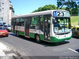 Rio Grande 601 na cidade de Buenos Aires, Argentina, por Donald Hudson. ID da foto: :id.