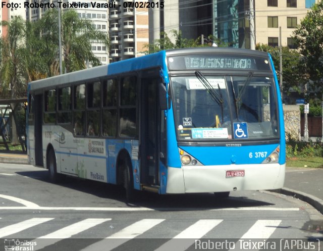 Viação Paratodos > São Jorge > Metropolitana São Paulo > Mobibrasil 6 3767 na cidade de São Paulo, São Paulo, Brasil, por Roberto Teixeira. ID da foto: 3203746.