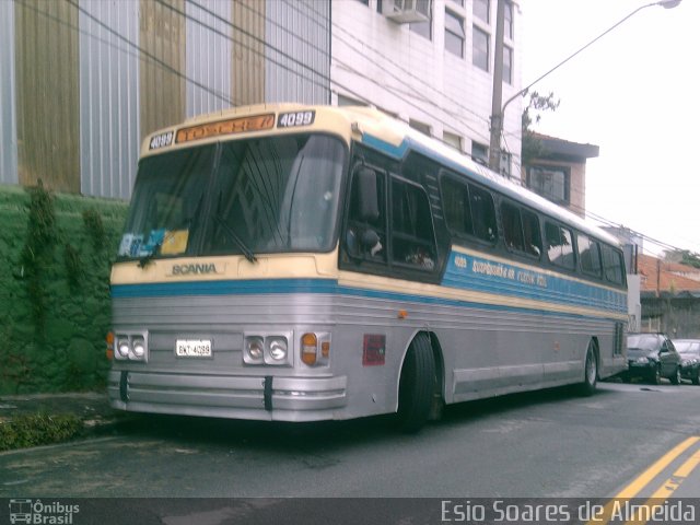 Ônibus Particulares 4099 na cidade de Diadema, São Paulo, Brasil, por Esio Soares de Almeida. Número da foto: #3206533.