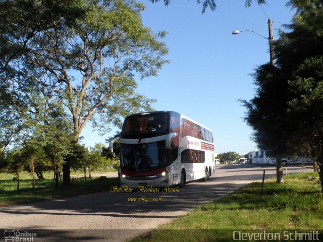 Expresso Embaixador 431 na cidade de Pelotas, Rio Grande do Sul, Brasil, por Cleverton Schmitt. Número da foto: #3210386.