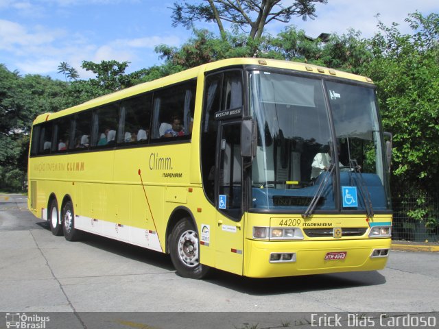 Viação Itapemirim 44209 na cidade de São Paulo, São Paulo, Brasil, por Erick Dias. ID da foto: 3210056.