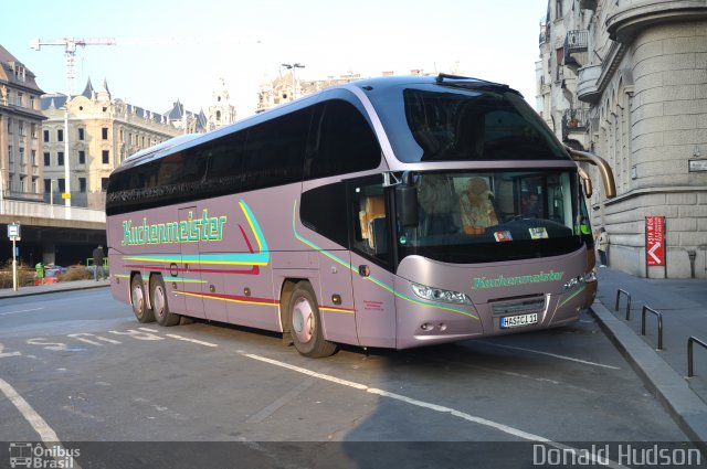 Kuchenmeister Reisen 11 na cidade de Budapest, Hungria, por Donald Hudson. ID da foto: 3208853.