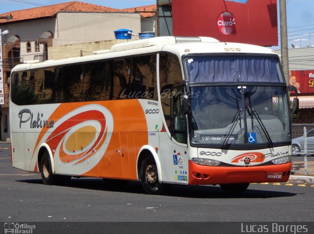 Viação Platina 9000 na cidade de Uberaba, Minas Gerais, Brasil, por Lucas Borges . ID da foto: 3211437.