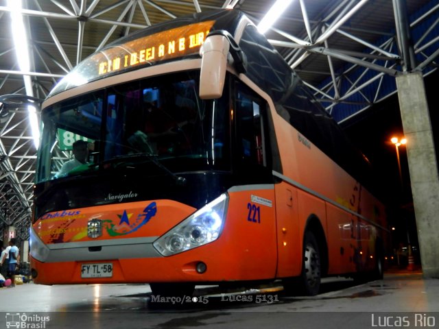 Chilebus Internacional 221 na cidade de São Paulo, São Paulo, Brasil, por Lucas Rio. Número da foto: #3214886.