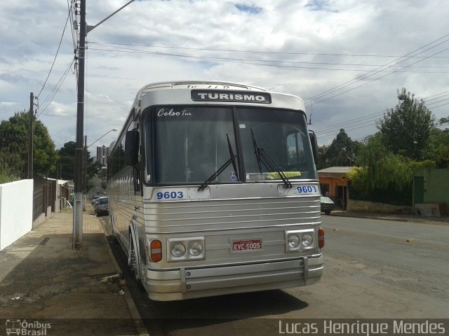 Celso Tur 9603 na cidade de Guarapuava, Paraná, Brasil, por Lucas Henrique Mendes. Número da foto: #3213788.
