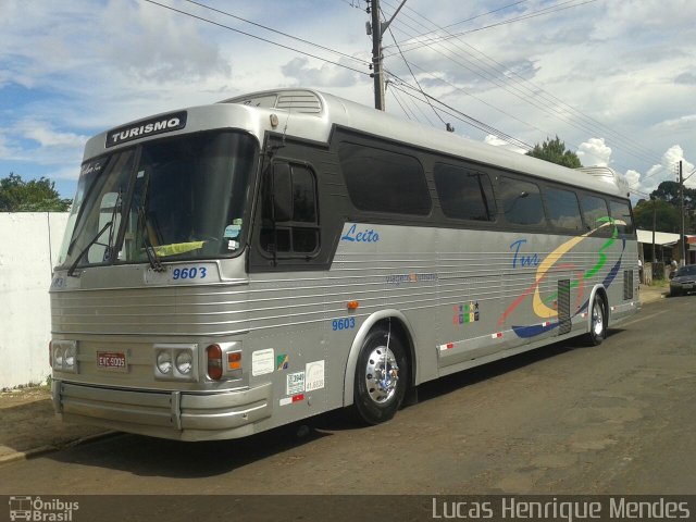 Celso Tur 9603 na cidade de Guarapuava, Paraná, Brasil, por Lucas Henrique Mendes. Número da foto: #3213789.