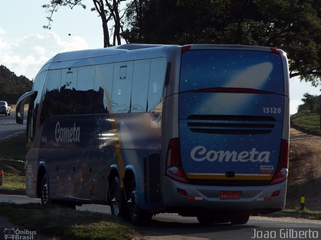 Viação Cometa 13128 na cidade de Guaratinguetá, São Paulo, Brasil, por Joao Gilberto. ID da foto: 3216640.