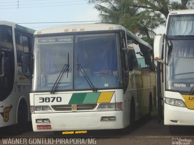 Empresa Gontijo de Transportes 3870 na cidade de Pirapora, Minas Gerais, Brasil, por Wagner Gontijo Várzea da Palma-mg. Número da foto: #3219213.