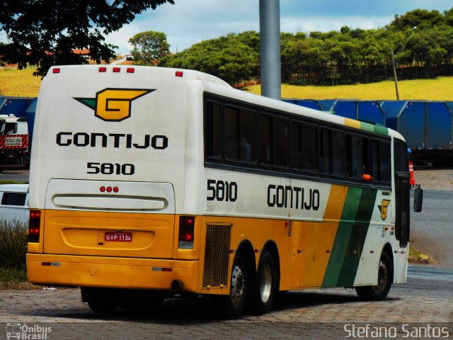 Empresa Gontijo de Transportes 5810 na cidade de João Monlevade, Minas Gerais, Brasil, por Stefano  Rodrigues dos Santos. ID da foto: 3180775.