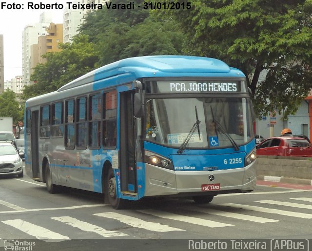 TUPI - Transportes Urbanos Piratininga 6 2255 na cidade de São Paulo, São Paulo, Brasil, por Roberto Teixeira. Número da foto: #3181959.