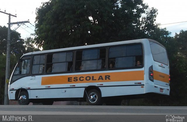 Escolares 7899 na cidade de Porto Seguro, Bahia, Brasil, por Matheus Rocha Santiago. ID da foto: 3225129.