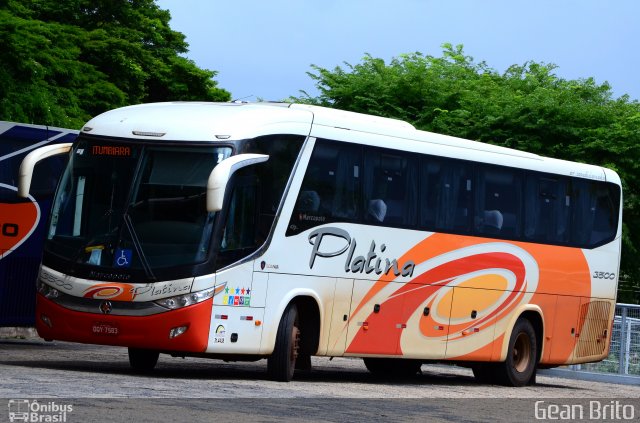 Viação Platina 3500 na cidade de Uberlândia, Minas Gerais, Brasil, por Gean Brito. Número da foto: #3230315.