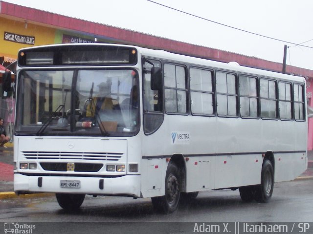 Ônibus Particulares 8447 na cidade de Itanhaém, São Paulo, Brasil, por Adam Xavier Rodrigues Lima. ID da foto: 3228181.