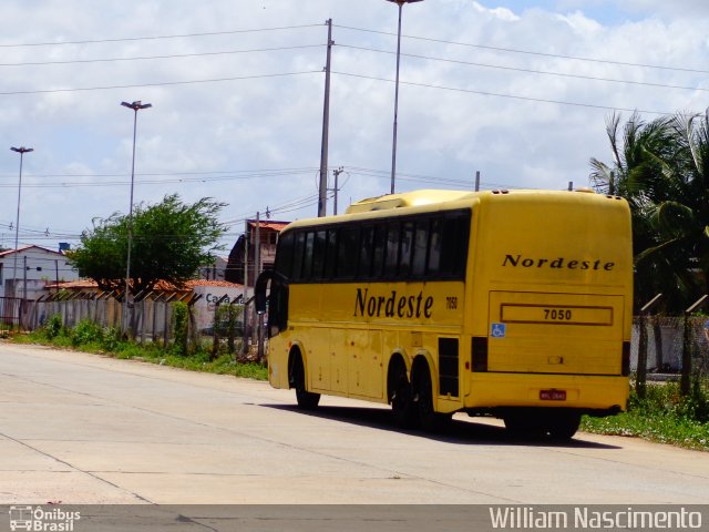 Viação Nordeste 7050 na cidade de Natal, Rio Grande do Norte, Brasil, por William Nascimento. Número da foto: #3228570.