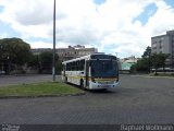 Companhia Carris Porto-Alegrense 0555 na cidade de Porto Alegre, Rio Grande do Sul, Brasil, por Raphael Wollmann. Número da foto: #3232780.
