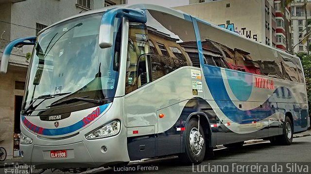 Mitur Turismo e Transportadora Turística 3860 na cidade de São Paulo, São Paulo, Brasil, por Luciano Ferreira da Silva. ID da foto: 3236703.