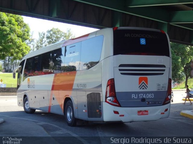 Viação Cidade do Aço RJ 174.063 na cidade de Resende, Rio de Janeiro, Brasil, por Sergio Rodrigues de Souza. Número da foto: #3241781.