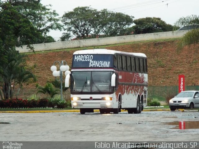 Ônibus Particulares 9290 na cidade de Guaratinguetá, São Paulo, Brasil, por Fabio Alcantara. Número da foto: #3246462.