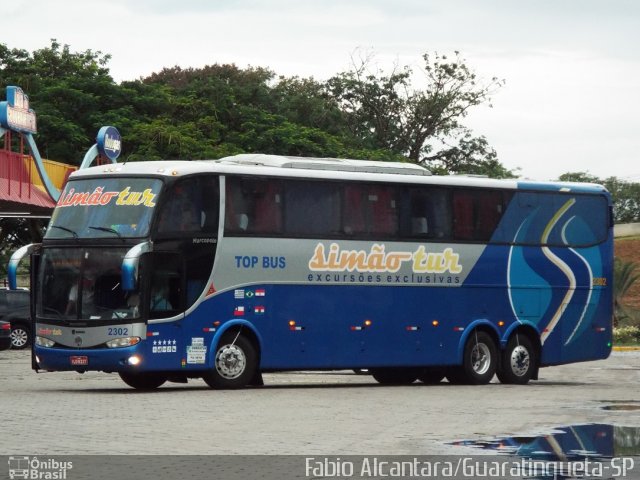 Simão Tur 2302 na cidade de Guaratinguetá, São Paulo, Brasil, por Fabio Alcantara. Número da foto: #3246631.