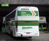 Cia. São Geraldo de Viação 21015 na cidade de Belo Horizonte, Minas Gerais, Brasil, por Maurício Nascimento. Número da foto: #:id.