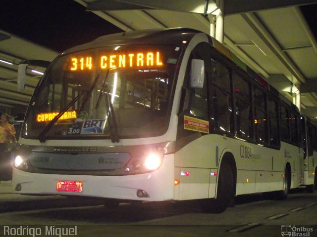 Translitorânea Turística C21034 na cidade de Rio de Janeiro, Rio de Janeiro, Brasil, por Rodrigo Miguel. Número da foto: #3184677.
