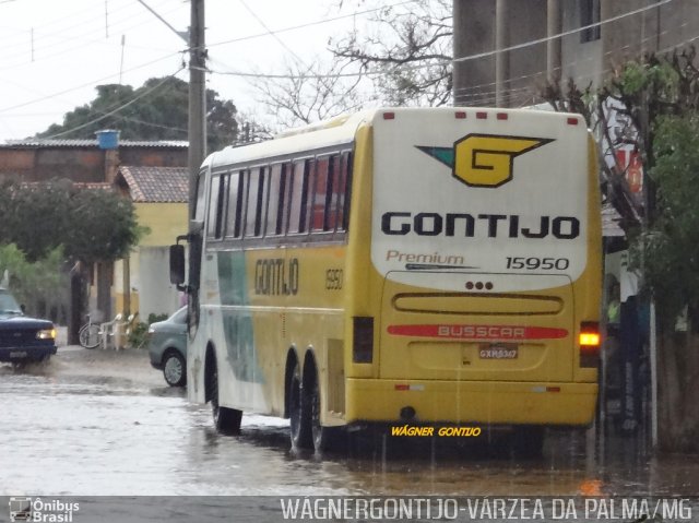 Empresa Gontijo de Transportes 15950 na cidade de Várzea da Palma, Minas Gerais, Brasil, por Wagner Gontijo Várzea da Palma-mg. Número da foto: #3188232.