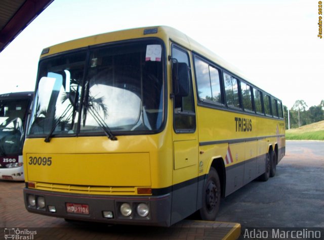 Viação Itapemirim 30095 na cidade de Perdões, Minas Gerais, Brasil, por Adão Raimundo Marcelino. Número da foto: #3188526.