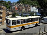 Escolares 194-005 na cidade de Rio de Janeiro, Rio de Janeiro, Brasil, por Renan Vieira. Número da foto: #3189643.