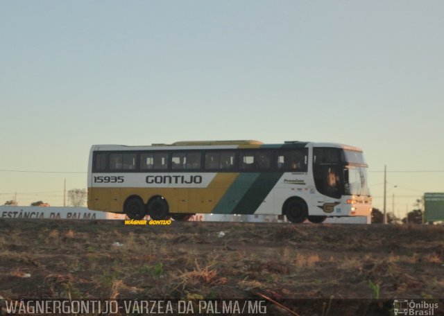 Empresa Gontijo de Transportes 15935 na cidade de Várzea da Palma, Minas Gerais, Brasil, por Wagner Gontijo Várzea da Palma-mg. Número da foto: #3197723.