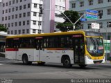 Empresa Metropolitana 523 na cidade de Recife, Pernambuco, Brasil, por Nícolas Vitorino Lopes. Número da foto: #3275129.