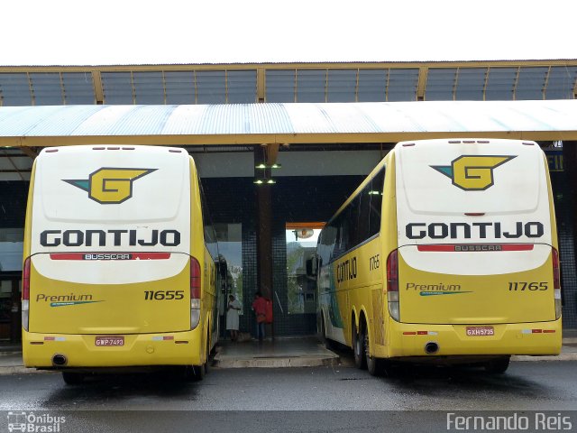 Empresa Gontijo de Transportes 11765 na cidade de Uberaba, Minas Gerais, Brasil, por Fernando Reis. ID da foto: 3277807.