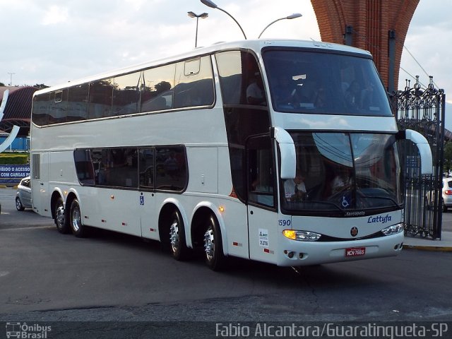 Lattyfa Turismo 1590 na cidade de Aparecida, São Paulo, Brasil, por Fabio Alcantara. Número da foto: #3277999.