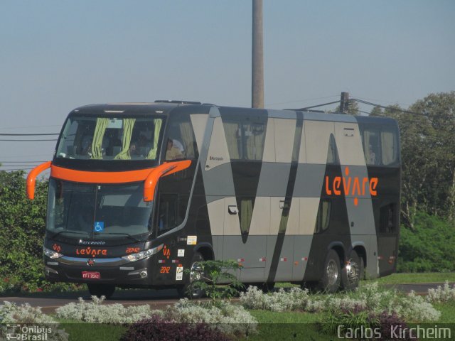 Levare Transportes 2042 na cidade de Foz do Iguaçu, Paraná, Brasil, por Carlos Kircheim. Número da foto: #3280360.