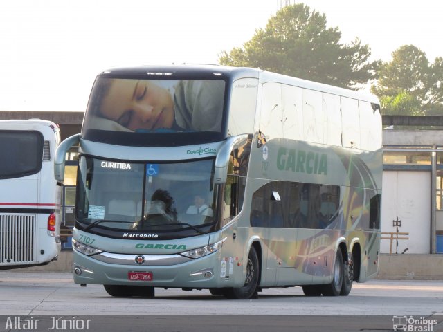 Viação Garcia 7107 na cidade de Curitiba, Paraná, Brasil, por Altair Júnior. Número da foto: #3282308.
