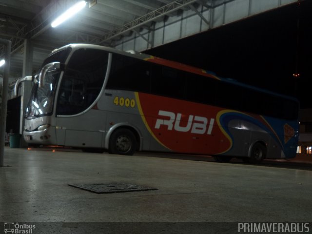 Expresso Rubi 4000 na cidade de Primavera do Leste, Mato Grosso, Brasil, por Alexandre Rodrigo. Número da foto: #3283434.