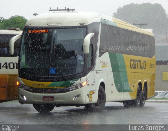 Empresa Gontijo de Transportes 18695 na cidade de Araxá, Minas Gerais, Brasil, por Lucas Borges . Número da foto: #3286883.